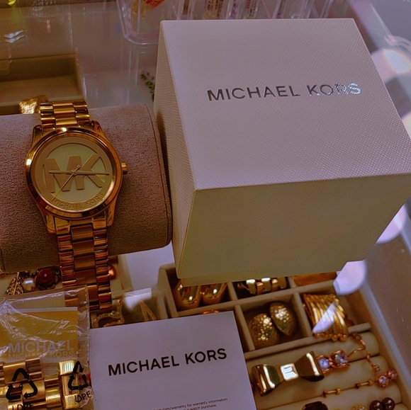 Mk Kors Watch - Picture 2 of 2
